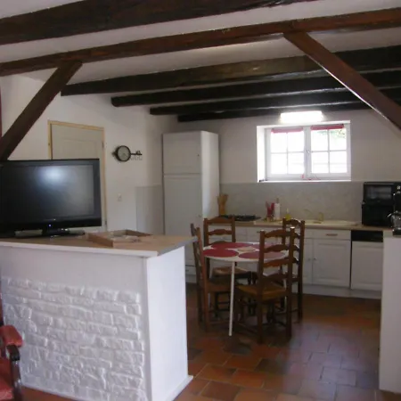 Le Petit Bretigny Guest House Beaumont  Exterior photo